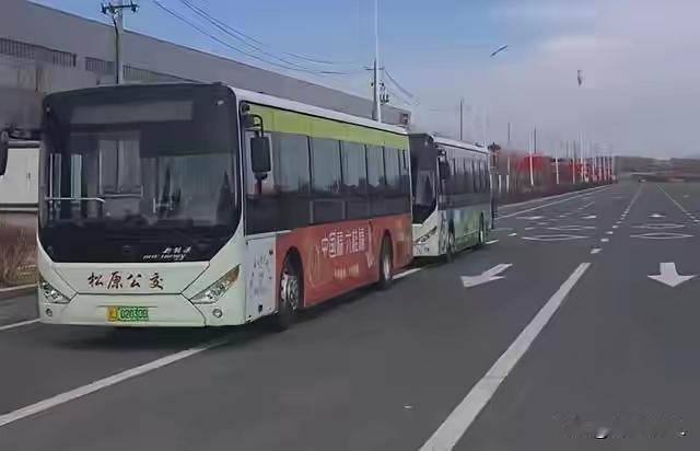 吉林松原，27岁男子在一家公司上班，每天下班需要赶公交回家，却紧赶慢赶总是赶不上