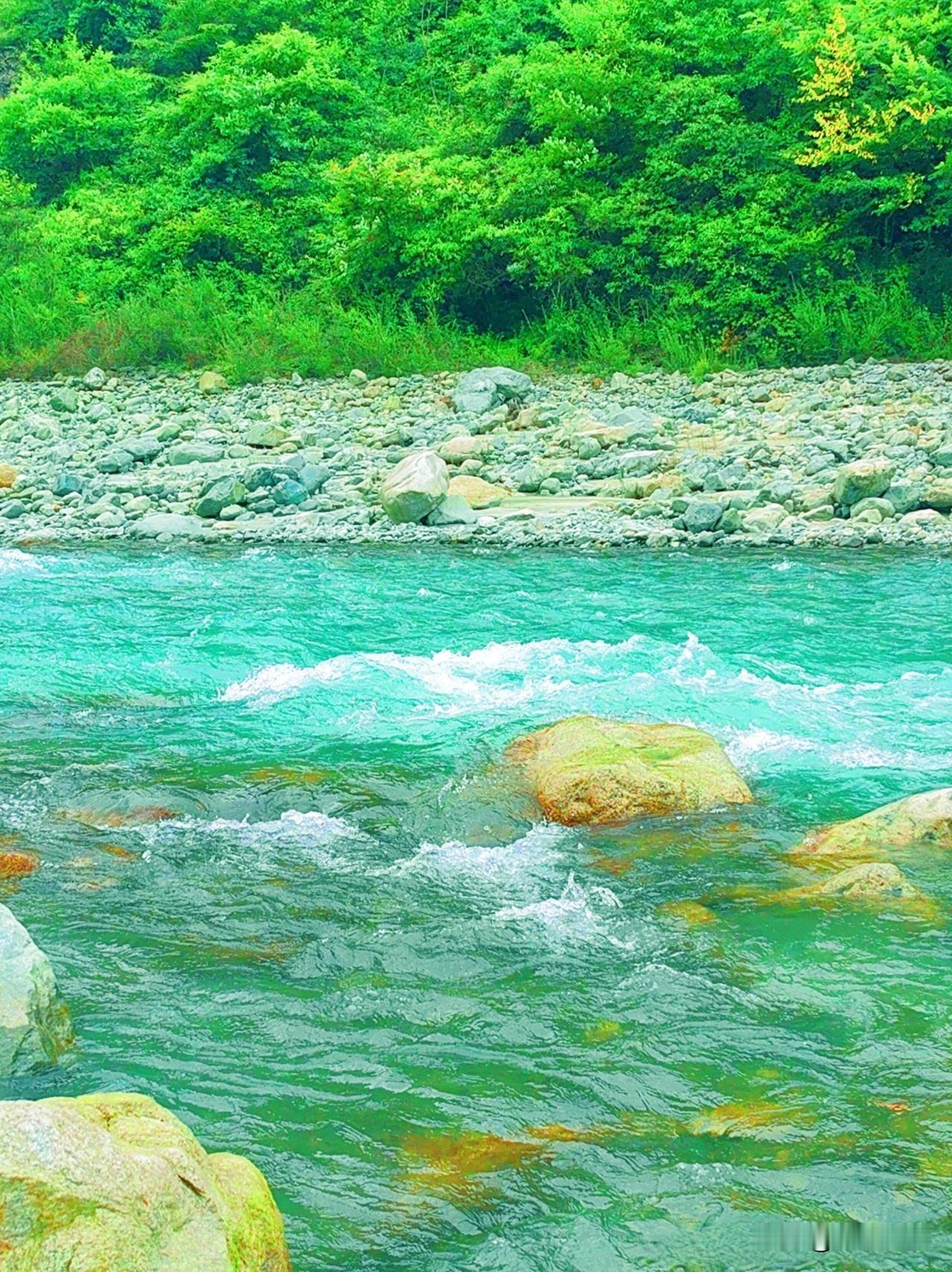 成都绝佳避暑清凉耍水天然宝地，人少景美还免费，出城1.5H这些天全国各地不是台