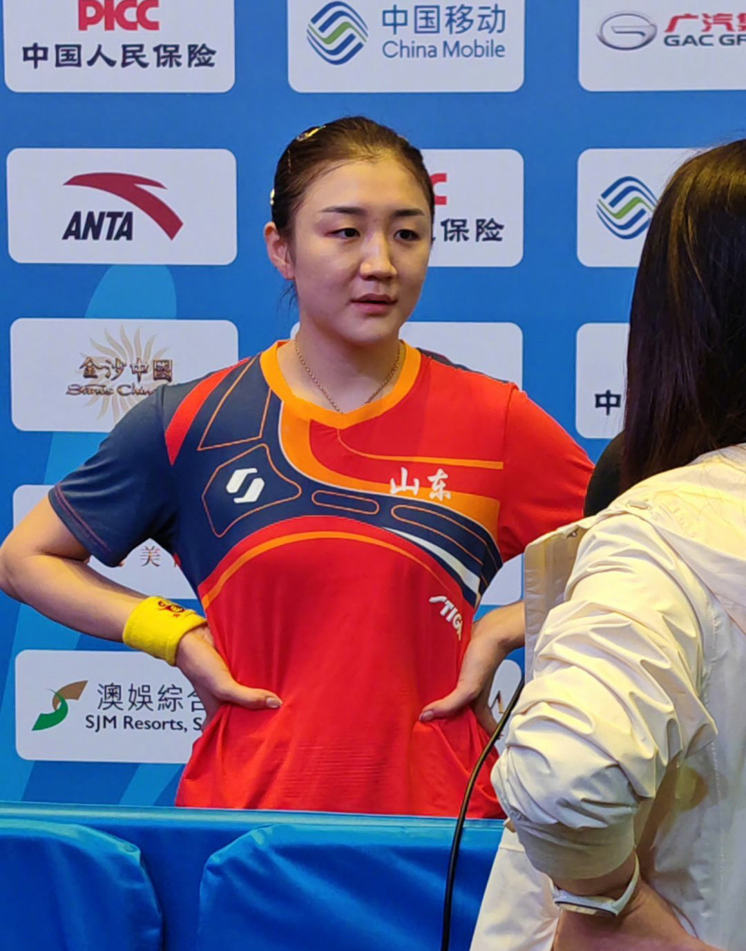 陈梦，这位乒坛老将，手握奥运与世锦赛冠军。2025年全运会乒乓球赛事是她时隔半年