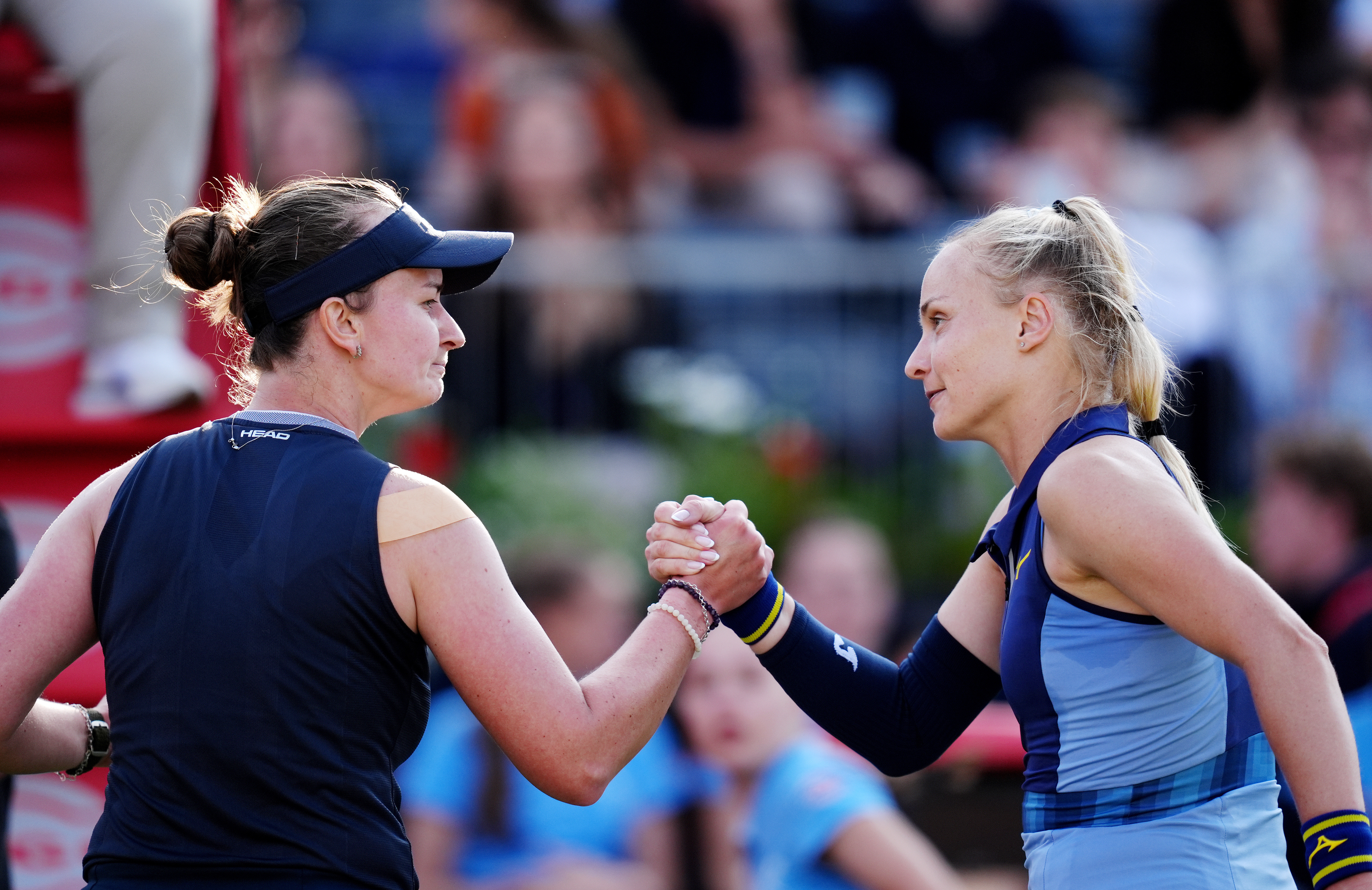 WTA500伦敦站首轮，斯拉姆科娃以6-46-3淘汰温网冠军、7号种子克雷吉茨
