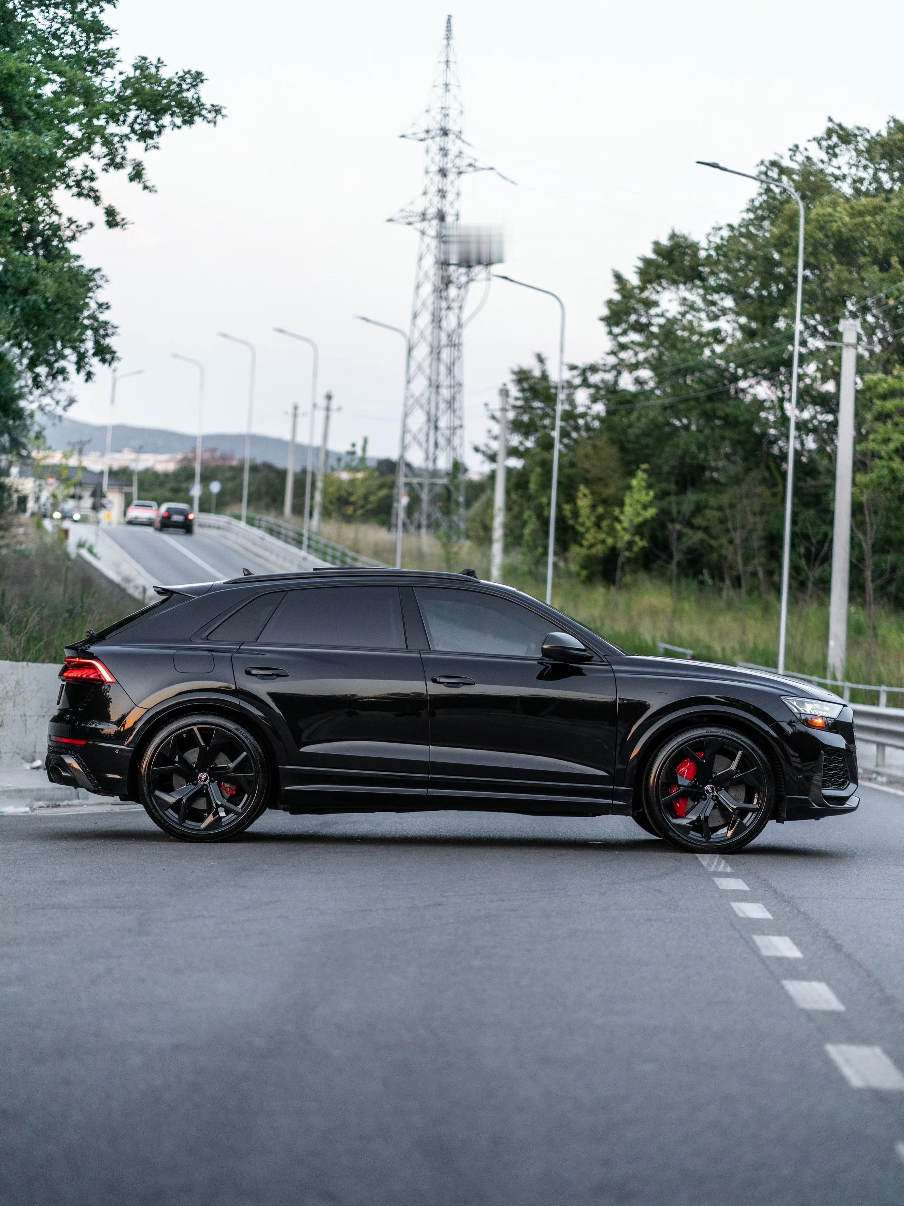 奥迪RSQ8