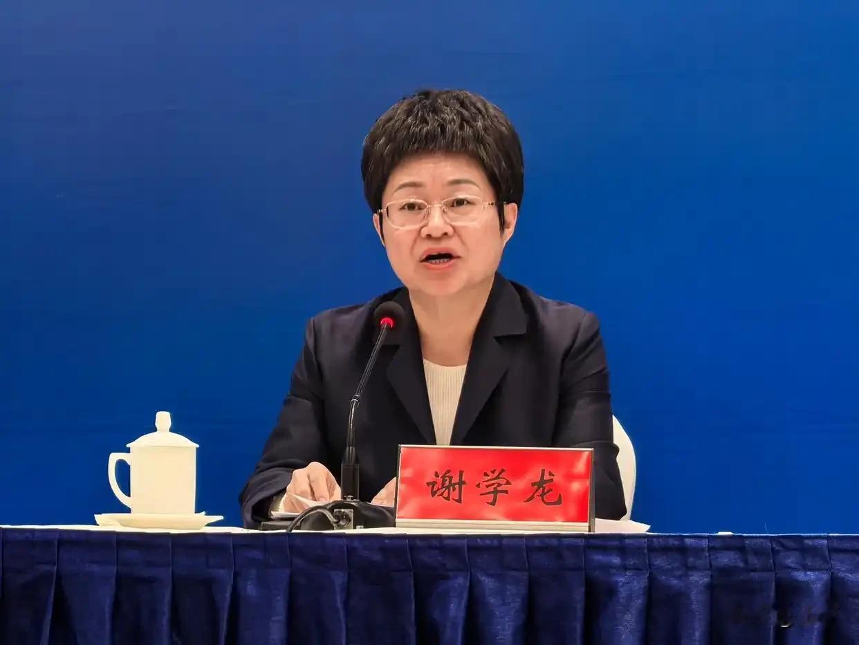 谢学龙被查：资源型城市作风整治与权力监督的标杆性样本言行割裂，是此案最直观