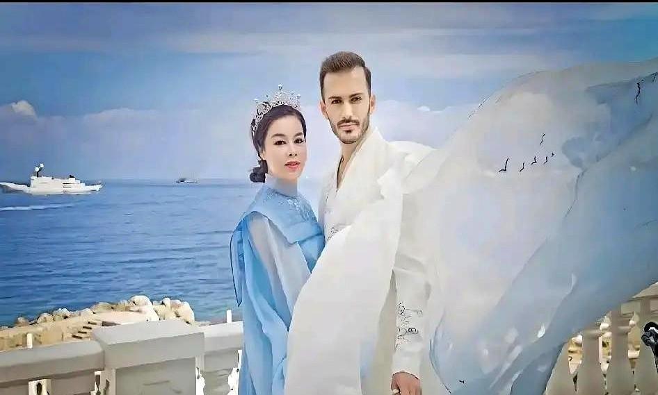 前夫哥还在求复合，她转头就在直播间给自己标价百万。这事儿，这事儿就是虞美人会