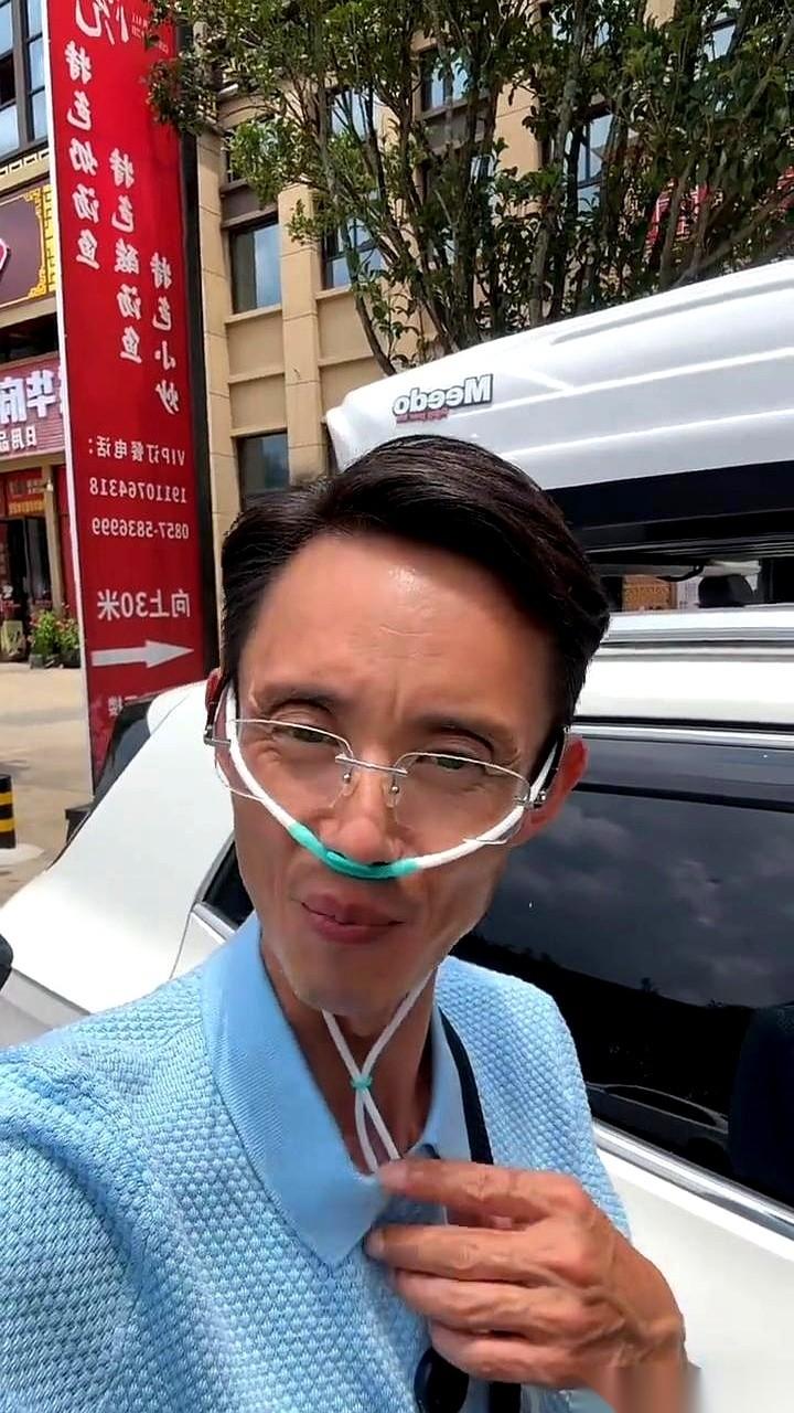 “434万。”贵州清镇市的落魄老板杨智，直接亮出了压在自己头顶的底牌。这串沉甸
