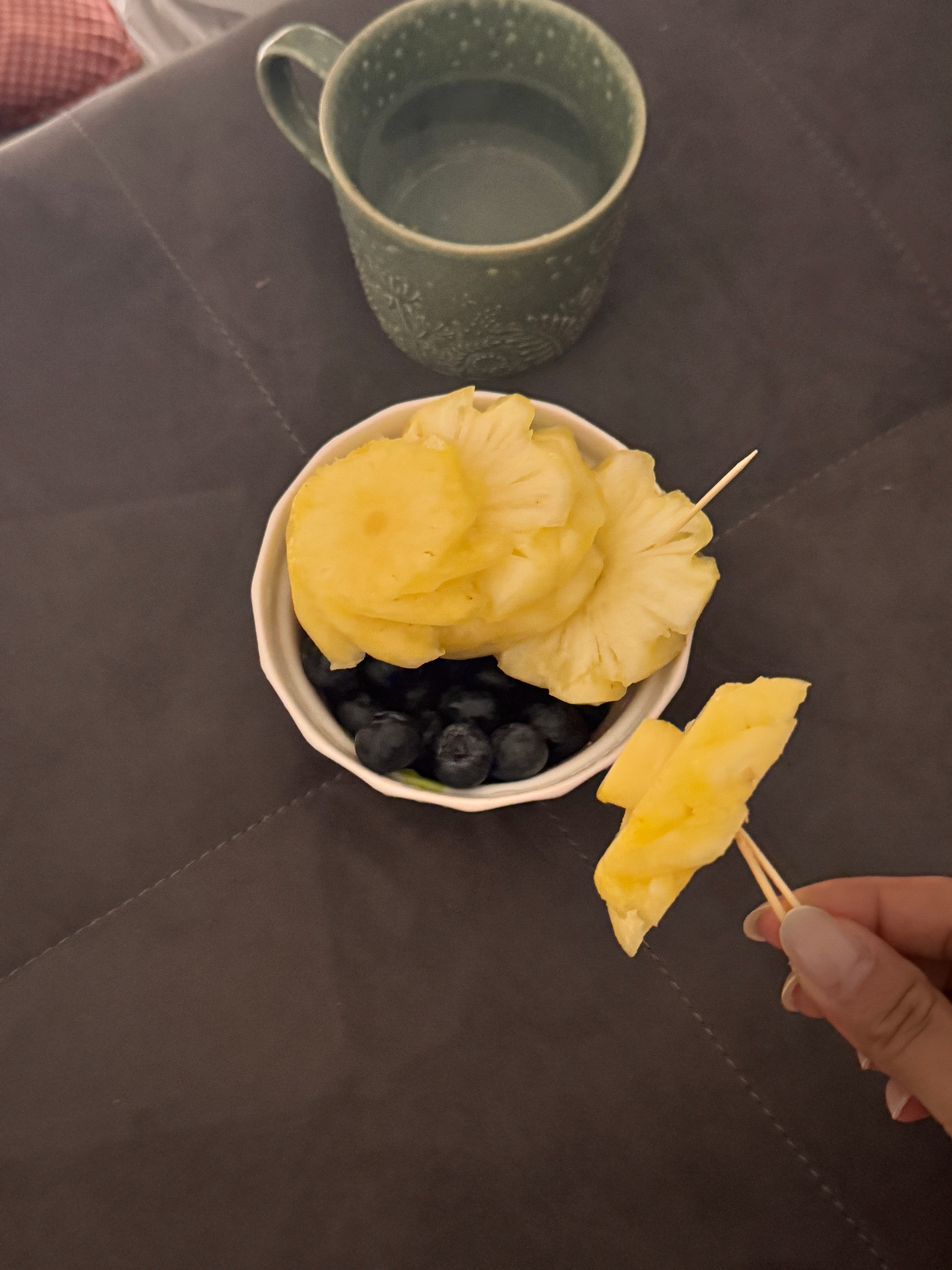 有人伺候的日子真爽不过我很勤快招人喜欢