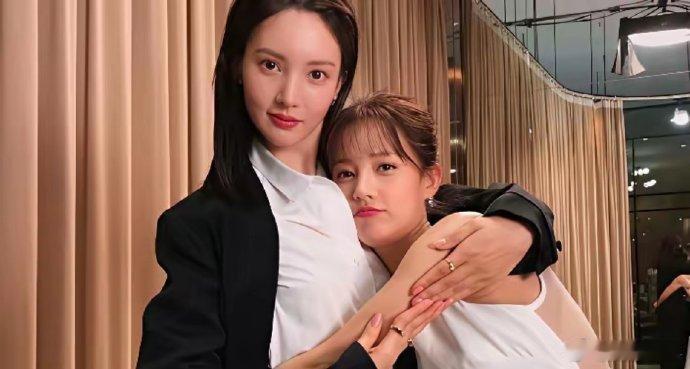 金晨和她妈妈是公用一张脸的