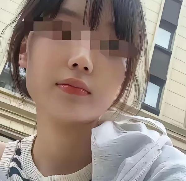 “郑州这女孩真叫人佩服！”2026年8月，她每月4200多元的薪水，吃饭靠拼单点