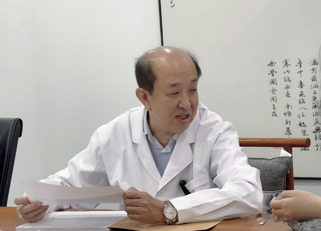 什么样的孩子一看就是ADHD？老中医教你两步自查大家好，我是中医儿科孟牛安。