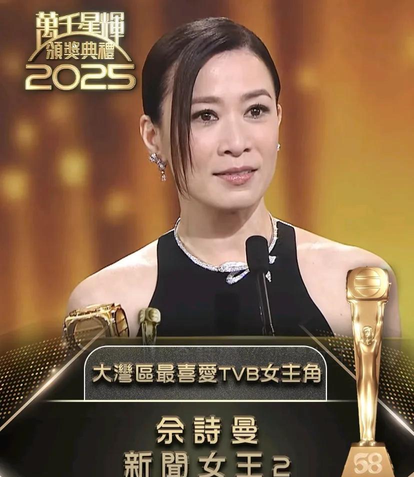 昨夜TVB把五个最重要的奖，全塞给了同一部剧。甚至，压过了《溏心风暴》。黄宗