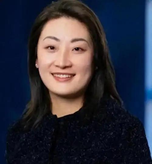🌛为什么大家都支持宗馥莉？不是因为她是哇哈哈正牌大小姐，也不是因为她把哇哈