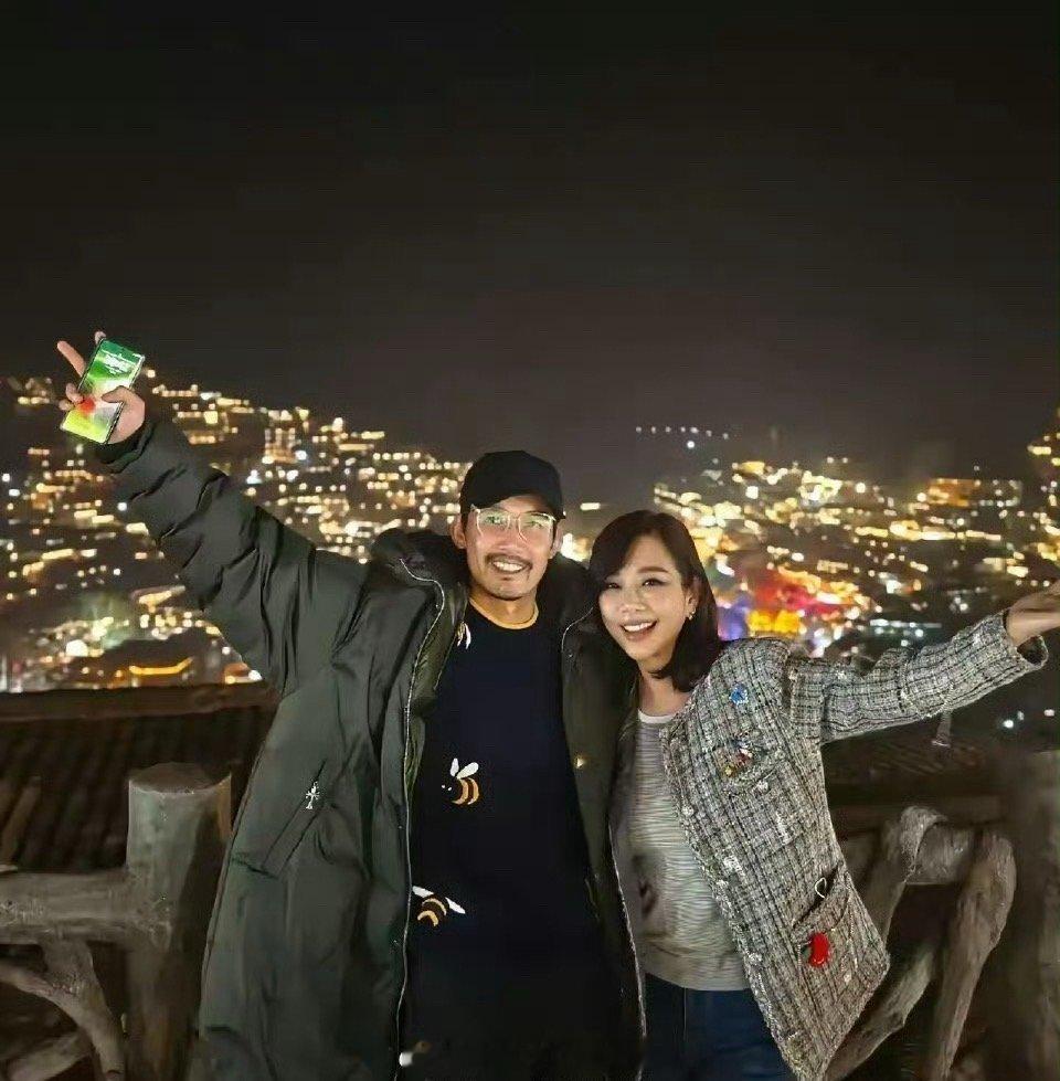 万万没有想到，他们居然是夫妻两，现在才知道，白瞎我看了十几年电视​​​