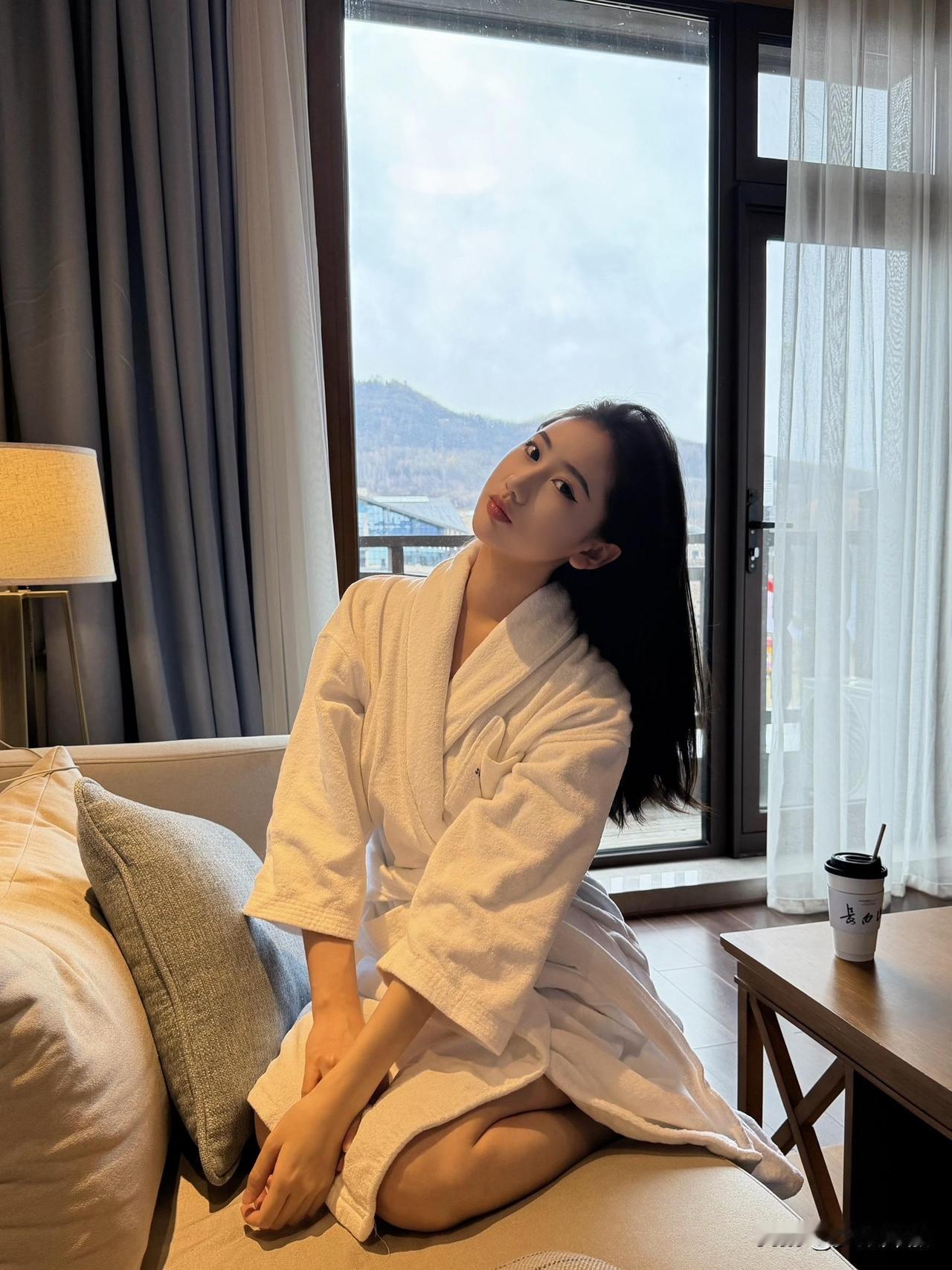 你们喜欢什么类型的美女昨晚好累，都起晚了