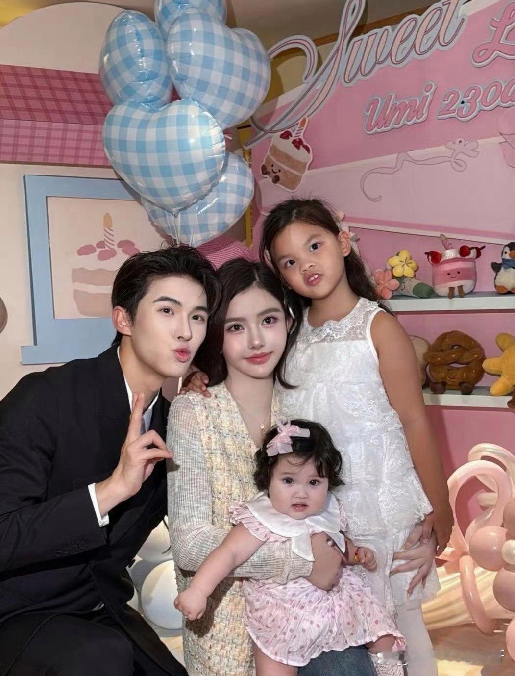 韩安冉大女儿小猪妹跟他们不在一个图层，不得不说，父亲的颜值对女儿的长相影响真的很
