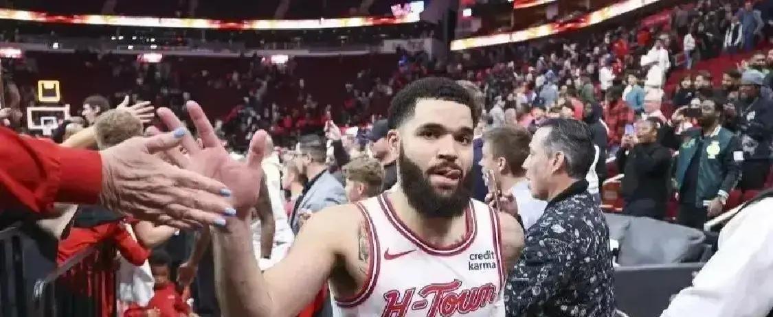 别光盯着球星看了。现在得比管理层。火箭管理层刚评上联盟第三。以