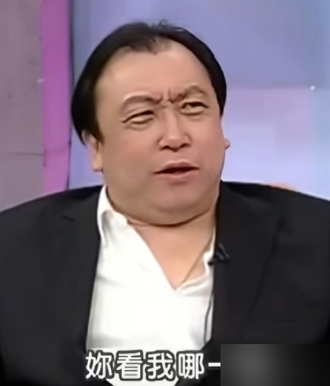 周润发收工就消失，片场称兄道弟，出了门谁的电话都不接。王晶说他把日子过成了一场戏，台上热闹，台下冷清