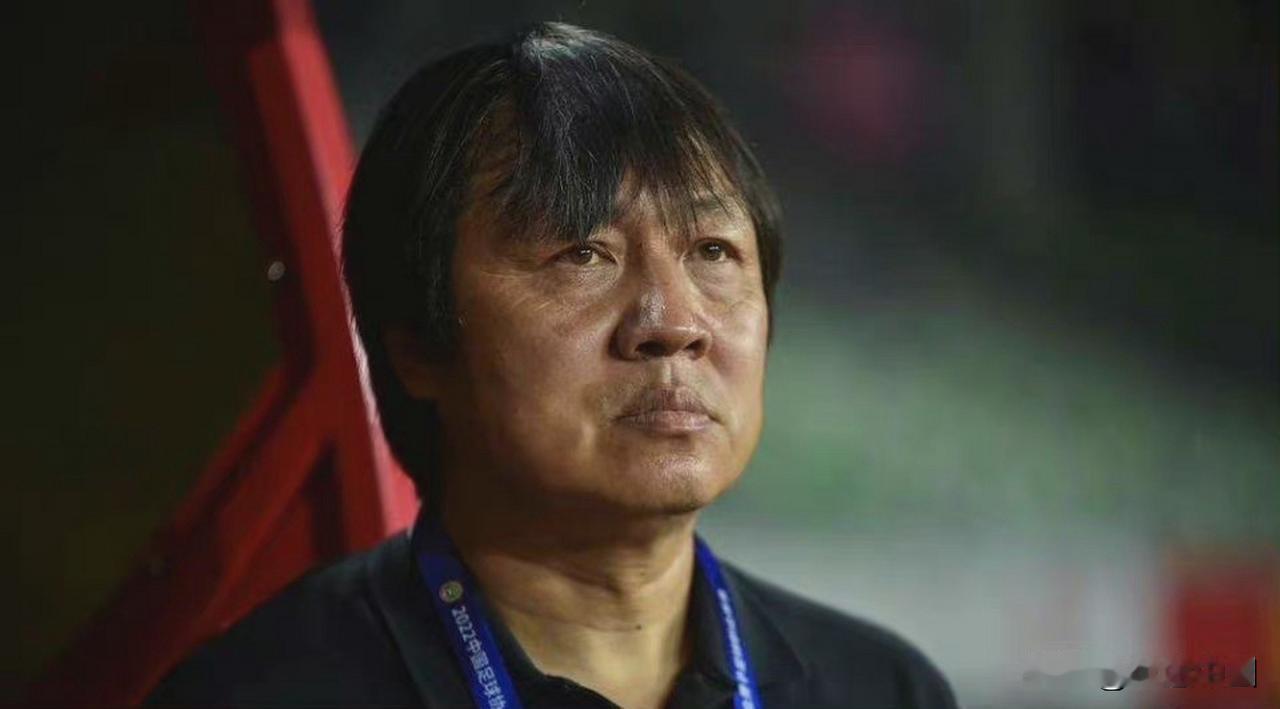 谢峰：很多年轻球员刚入行，容易被歪风带偏。作为教练，首先要自己守规矩，不能碰假球