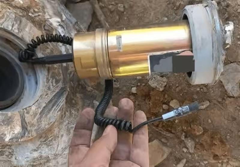 伊朗革命卫队发布声明："我们将对15枚美国"GBU"和"BLU"型导弹，以及其他