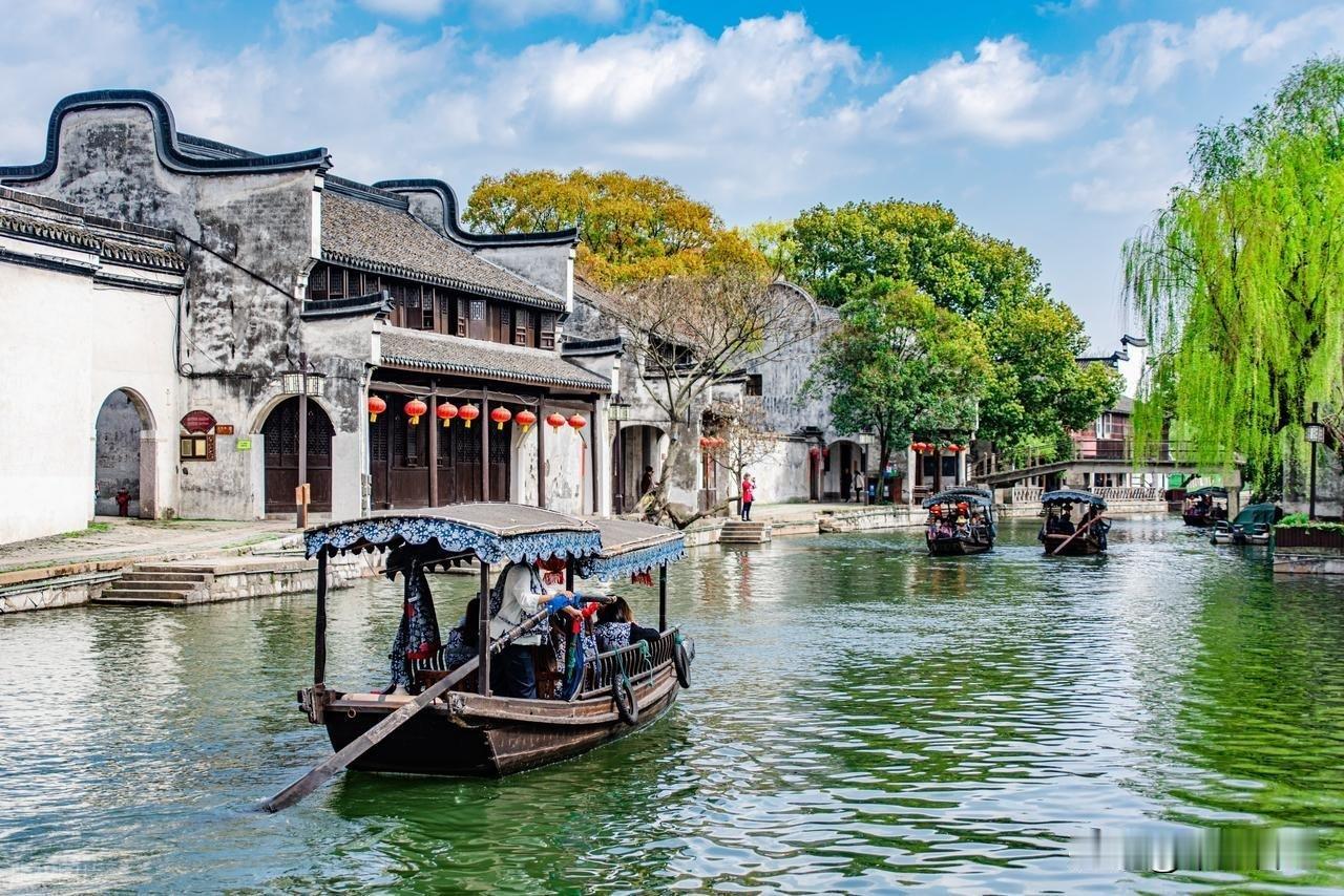 你认为江南最美的古镇是哪个南浔古镇融合了中式古典园林和西洋建筑风格，在江南众多古