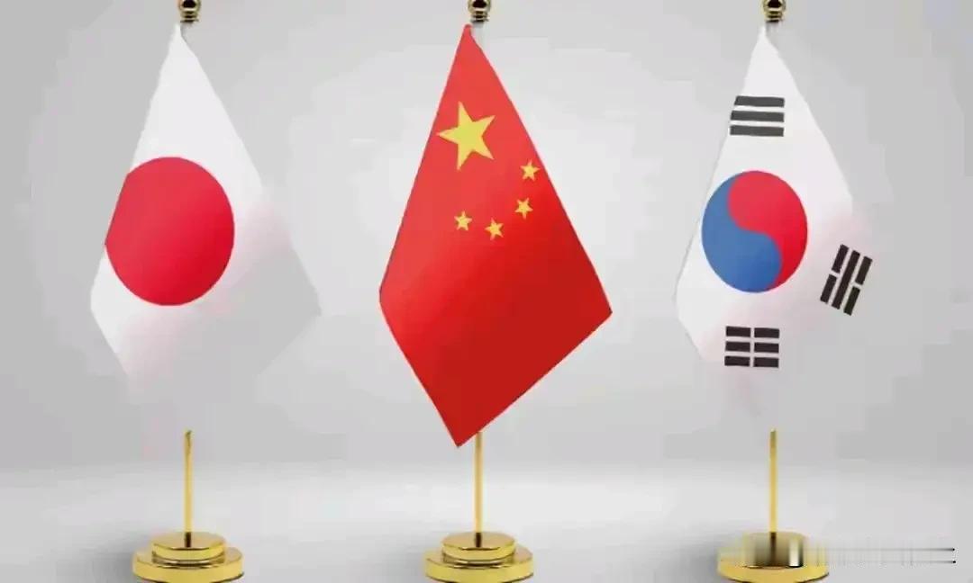 中日剑拔弩张，李在明得益！当前的世界局势动荡不安，从俄乌到中东再到南美真是一