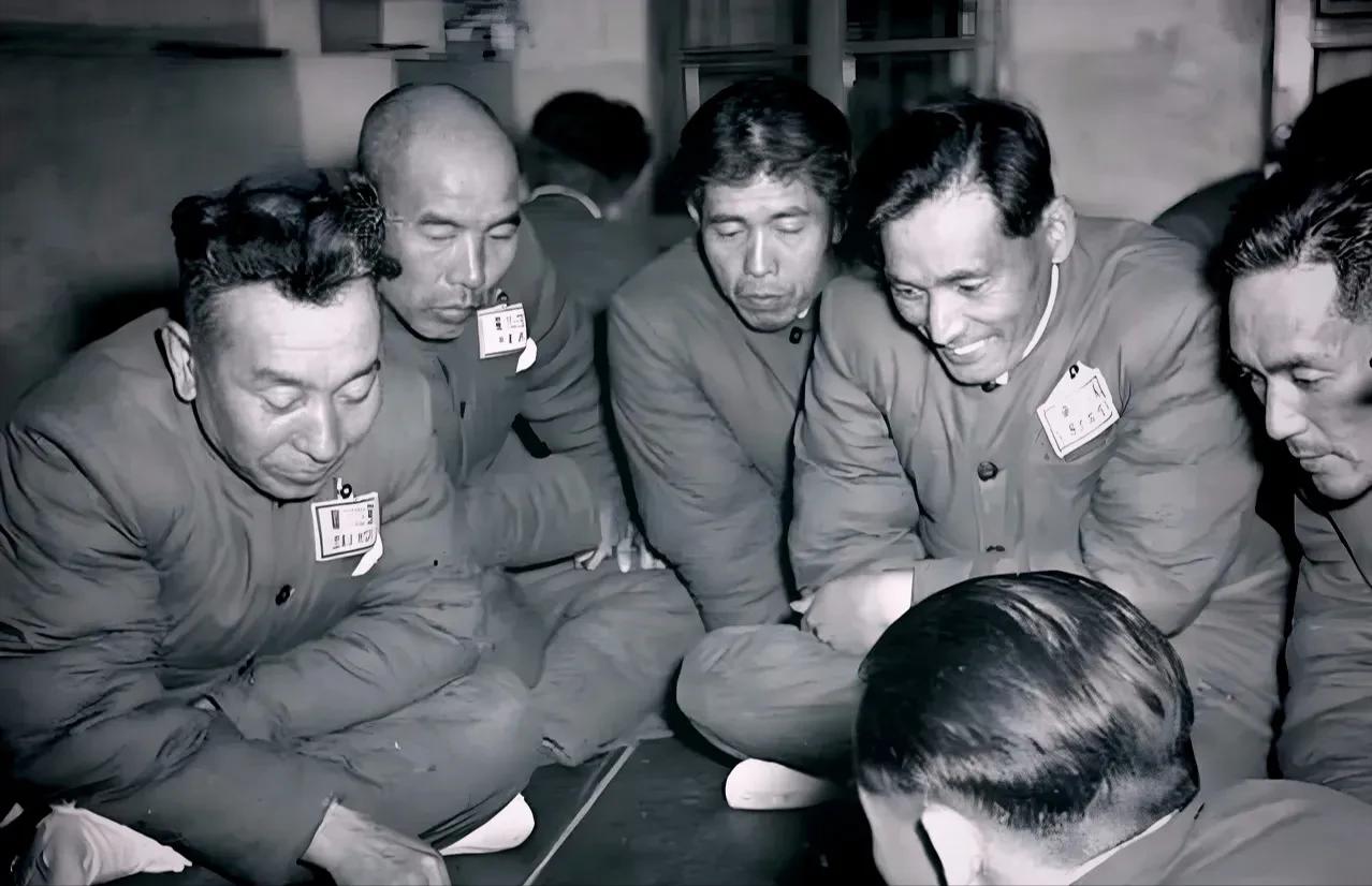 1947年6月的四平战役，国民党中将熊新民干了件让我军吃大亏的事，熊新民站在天桥