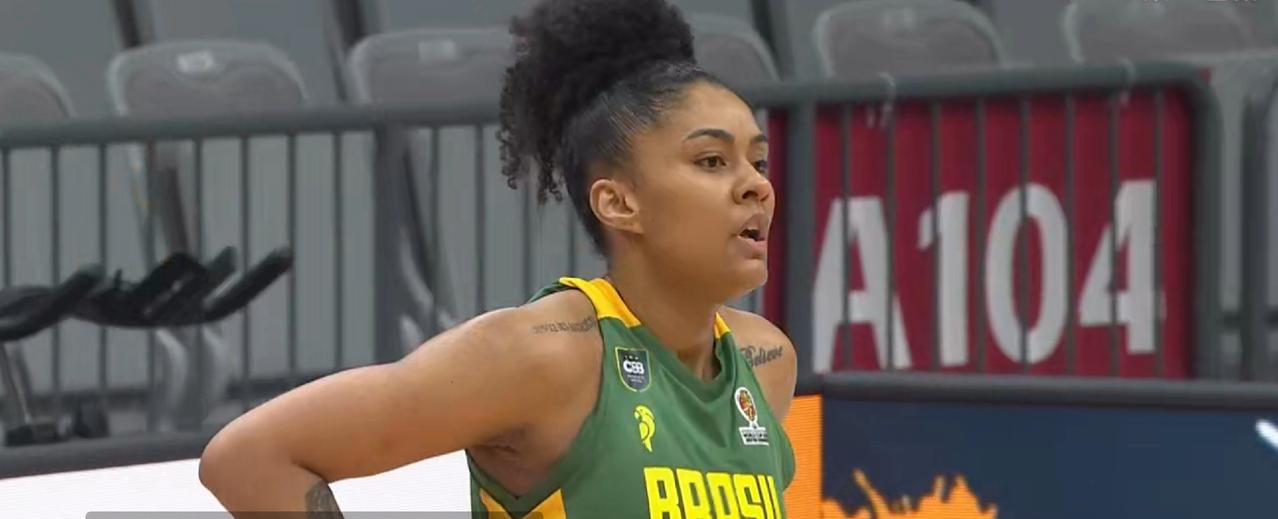 3月15日下午，女篮世界杯预选赛，巴西76:73马里，巴西惊险赢下生死战，锁