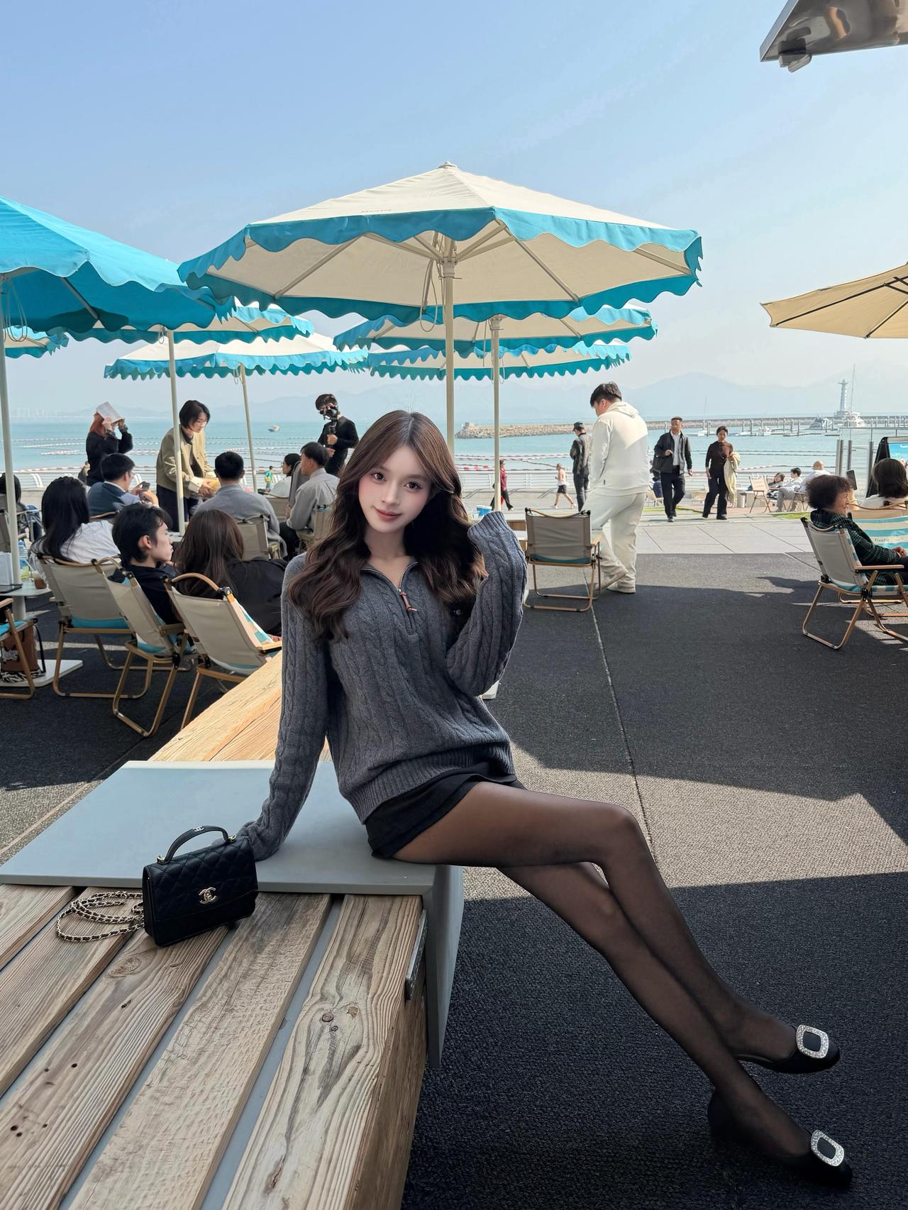 想和你一起吹吹风🩵真的好喜欢深圳的海边咖啡🌊阳光甚好往那一坐缓解一整