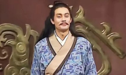 前626年，太子商臣逼父亲楚成王自杀，楚成王想拖延时间，哀求儿子说：“事情已到了