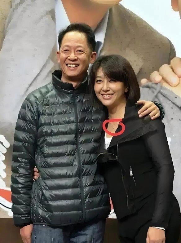王志文没娶江珊，不是因为他对江珊没感觉。问题就出在江珊身上。王志文和江