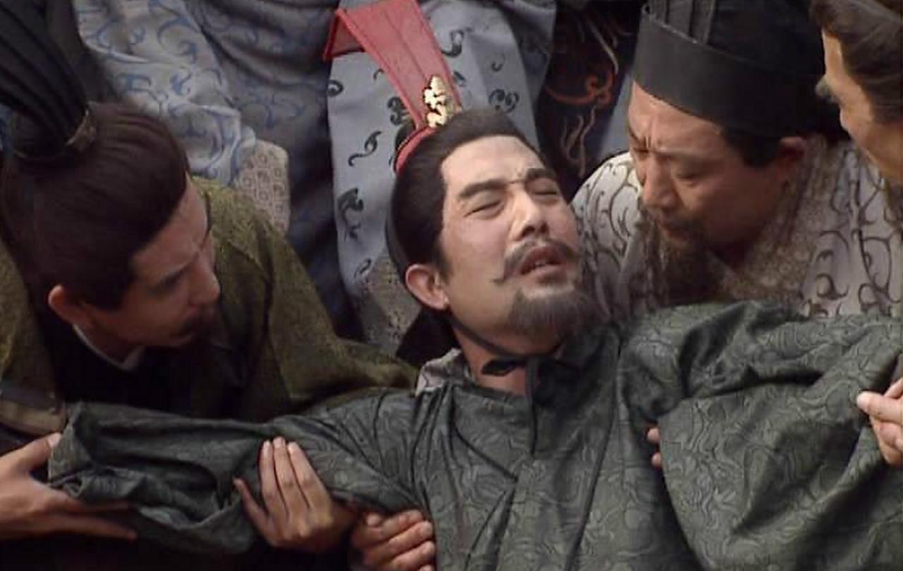 八王之乱中，成都王司马颖被处死。临死前，司马颖要求洗一次热水澡，就算死也要有尊严