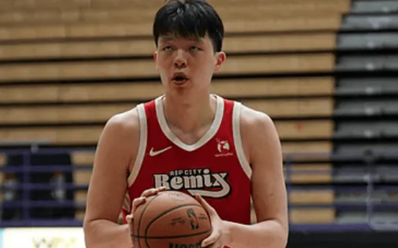 杨瀚森“回落”的16+13，含金量远超31分之夜？7前板揭开真正蜕变