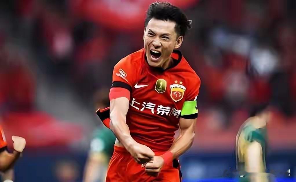 玄智健加盟泰山还有悬念，贺一然已提上日程！山东泰山看上了亚泰的玄智健和贺一然。