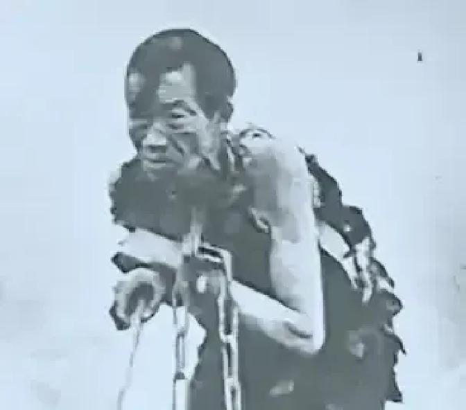 1949年，西宁解放那天，一个放牛奴瘸着腿冲进解放军驻地：我是失踪12年的