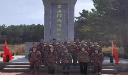 1940年，东北抗联第3支队200骑兵，夜袭日军霍龙门火车站，胜利打开敌人仓库一