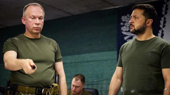 泽连斯基评论替代西尔斯基和马柳克的可能性乌克兰总统泽连斯基表示，目前不考虑