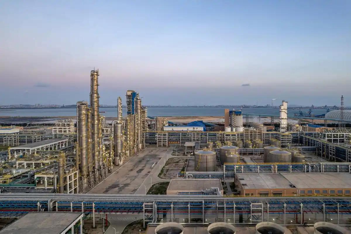 中国企业为印度承建了全球规模最大的煤炭制尿素项目，却遭遇印度拖欠高达80亿元