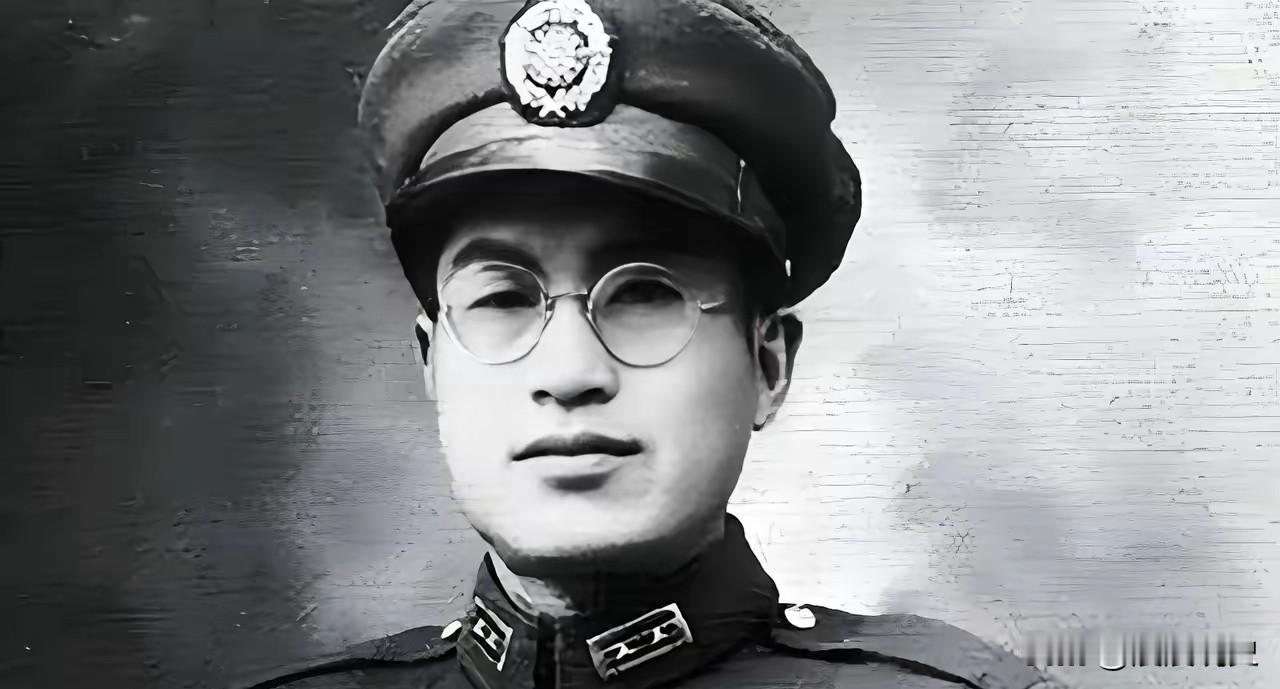 1934年2月，李延年部队在闽西追击红军，抓获大批俘虏。这些战士年轻，手无兵器，