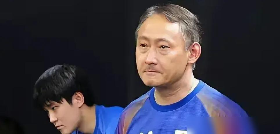 张本智和又哭了。赢了9000美元奖金，一算账，倒亏3万人民币。新加坡大满贯，被