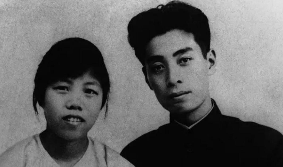 27年，陈赓为娶妻当众发誓，结婚前周恩来找上门：你可别想着开溜“1927年5月