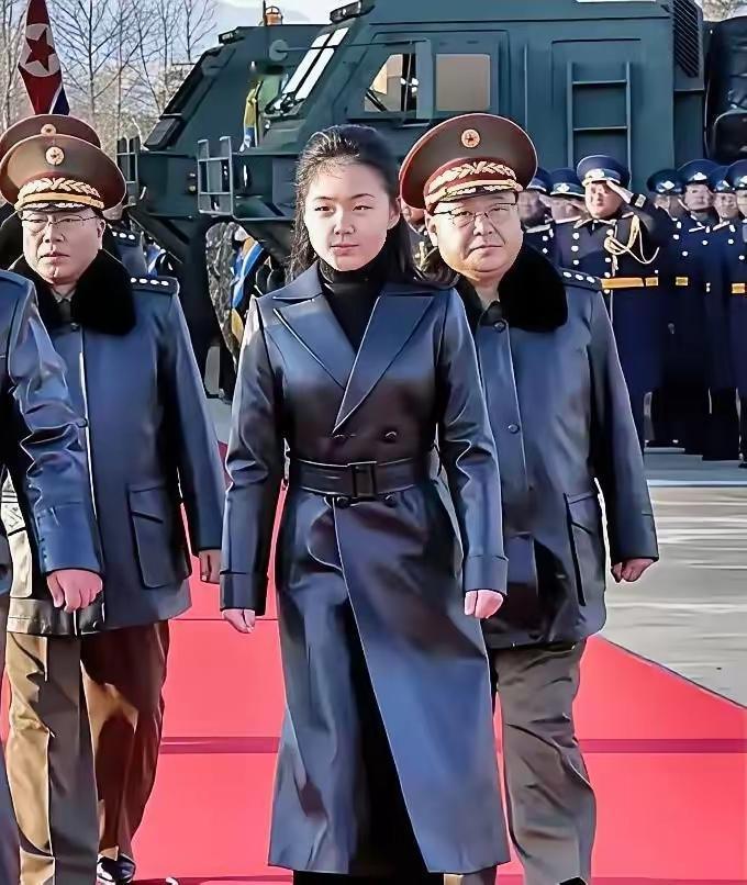 长公主的培养方向显而易见是为了接班。80后虽然不缺儿子，但都还小，长公主则已经