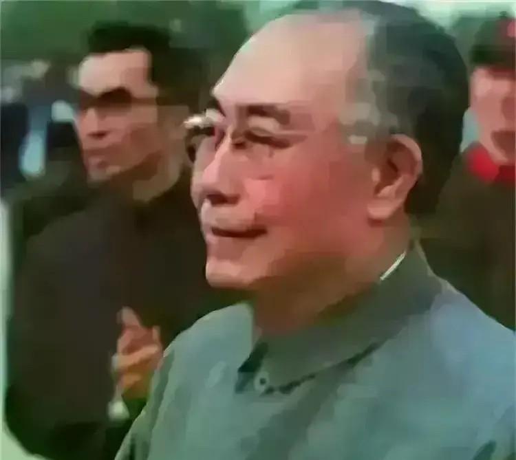 1992年，吴德正坐在家中看电视，忽然在看到了一则新闻，气得他指着电视大发雷霆：