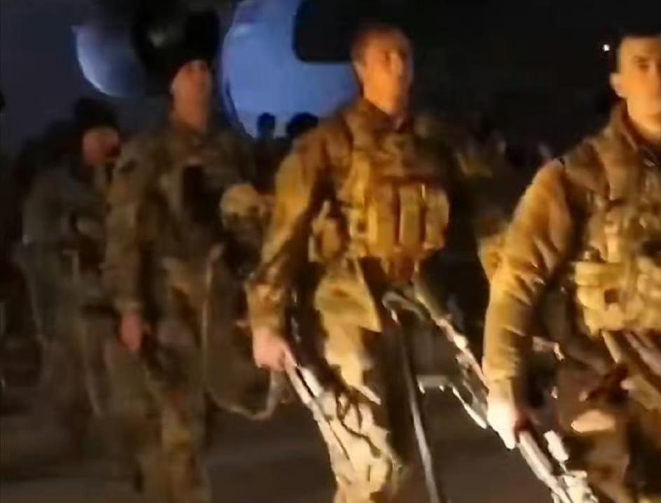 敢下场，那结果会非常惨。某时报称：五角大楼正在考虑派遣第82空降师的3000多名