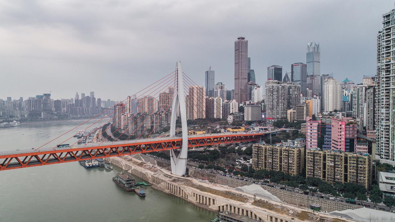 按有些人的阴阳对比大法，那县域经济发达的苏州、东莞之类的城市可以直接被踢出全国前