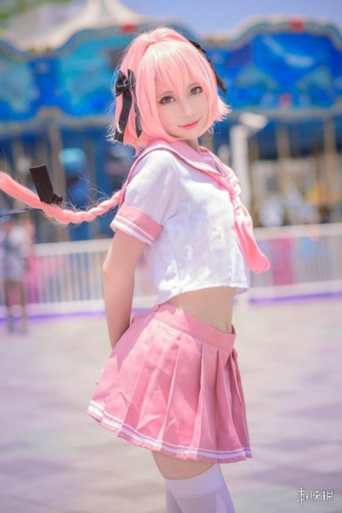 学生水手服白丝_奇奇安卓网