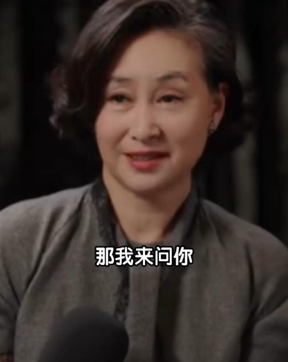认知改变命运！章泽天在访谈赌王之女何超琼时，谈到如何对待利用身边人脉这件事的看