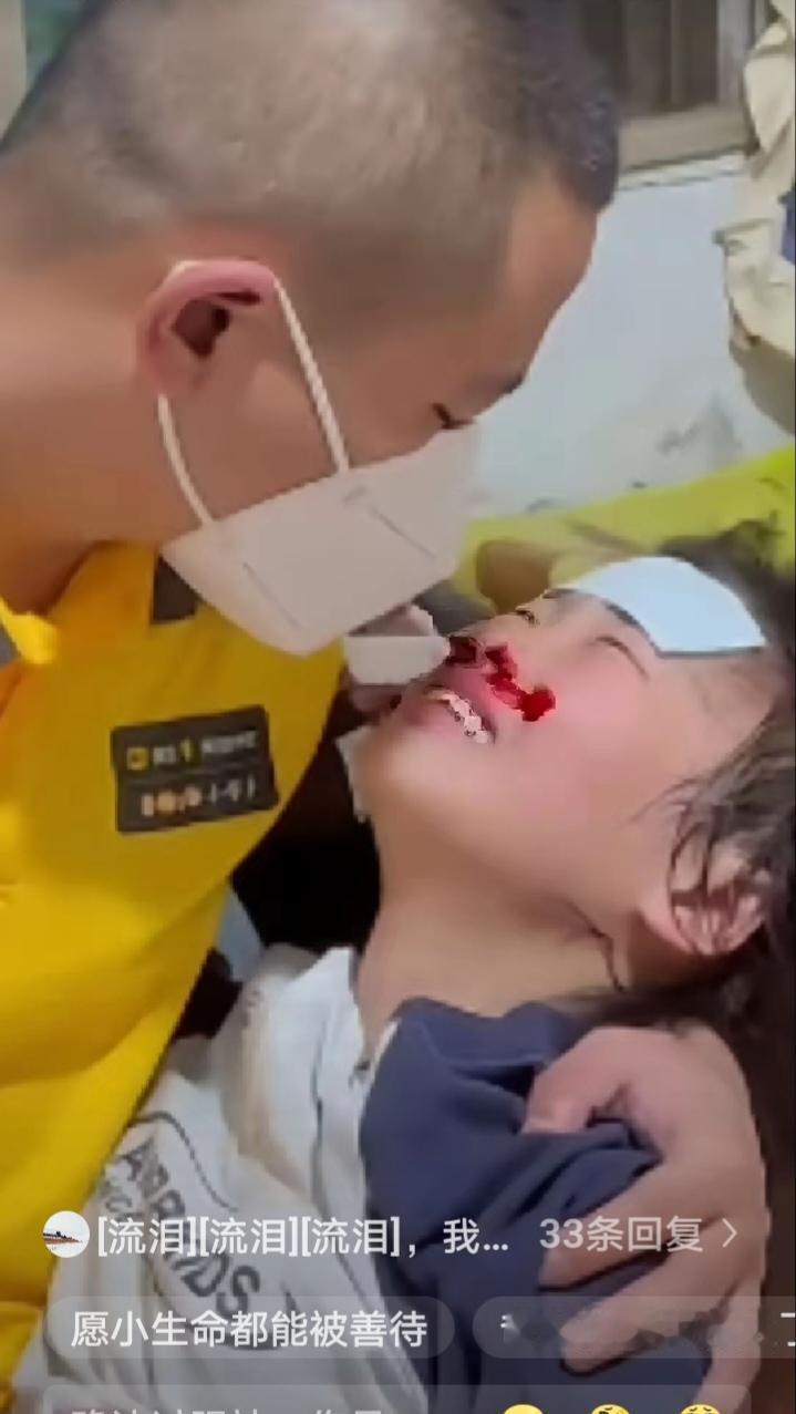 刷到一条视频，一个白血病晚期的小女孩跟爸爸说想买条新裙子拍照，爸爸听完直接跑商场