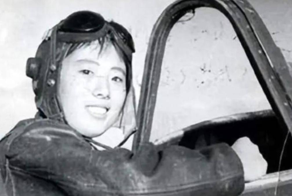 1964年，许世友的女儿陪朋友去参加招飞体检，院长一眼就看中了她，刚要拿笔登记，