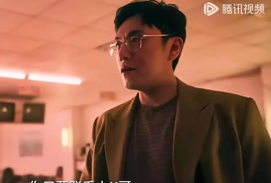 《扫毒风暴》第十九集：原来卢少骅打算转移阵地不是因为那个“英雄救人”的新闻，而是
