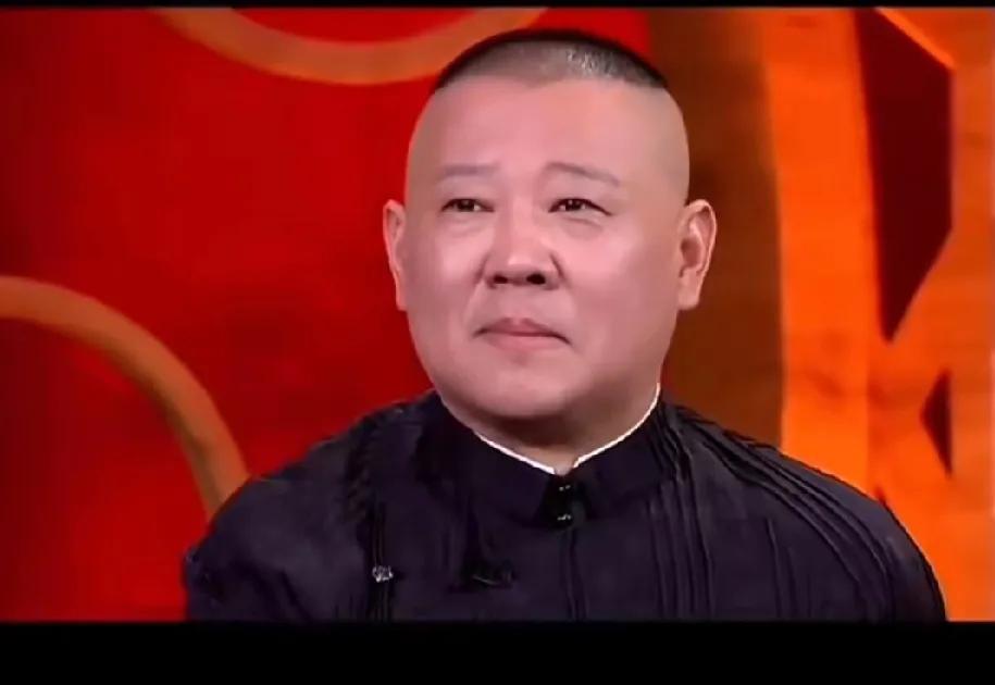 郭德纲那句“不希望郭麒麟太红”，藏着身为父亲的清醒与疼爱。作为在娱乐圈摸爬滚打多
