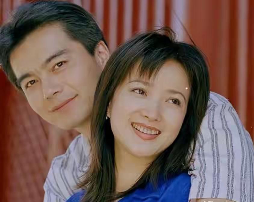 何晴突然去世，许亚军可能是最后悔的一个人！很多人可能不知道，何晴是许亚军的第