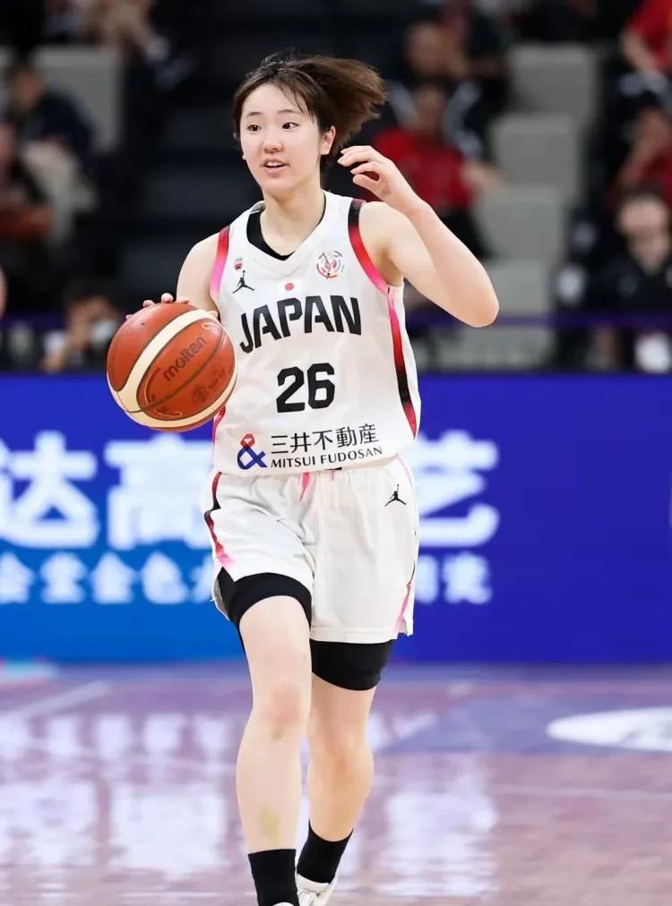 女篮惨败，源于日本队的“烟雾弹”？女篮在家门口被日本队淘汰，让球迷失望至极。